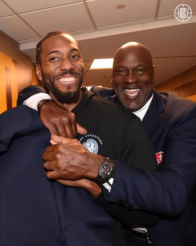 将门虎子，克鲁伊维特的四儿子肖恩代表巴萨竞技在季前赛破门（克鲁伊维特四子肖恩季前赛为巴萨竞技打入一球）