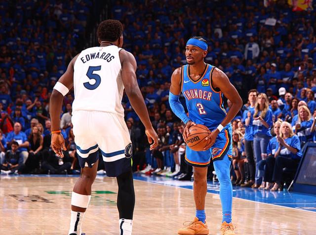 哈登：保罗无论去哪里都对比赛产生了影响，很幸运成为他队友（哈登盛赞保罗：无论在哪都能影响比赛，能成为其队友很幸运）