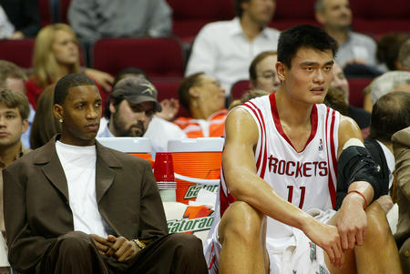 手感下滑！布伦森首节8中5拿16分&次节4中0（由热转冷！布伦森首节8投5中砍16分，次节4投0中）