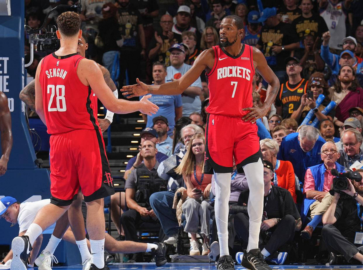 阿莫林曝曼联逆转内幕！爱将芒特有突破，除了进球还有一举获赞誉（阿莫林披露曼联逆转细节：爱将芒特迎来突破，不仅进球还收获赞誉）