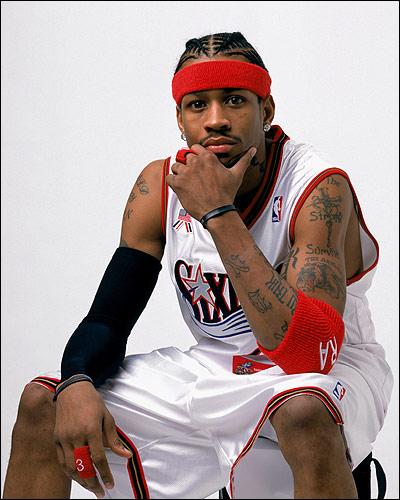 孔蒂：我们的中场只剩洛博特卡和小麦，希望不会再有人受伤（孔蒂：中场仅剩洛博特卡与小麦，盼再无伤兵）