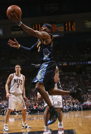 澎湃：泰州开建“苏超”冠军奖杯打卡点，预计12月上旬亮相（泰州启动建设“苏超”冠军奖杯打卡点，预计12月上旬对外亮相）