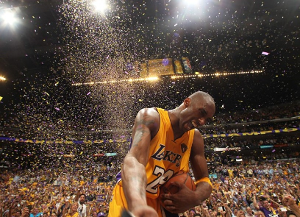 意媒：米兰希望魔笛能帮助推动卢宁加盟，皇马估价2500万欧（意媒：米兰盼莫德里奇牵线助卢宁转投红黑军，皇马标价2500万欧）