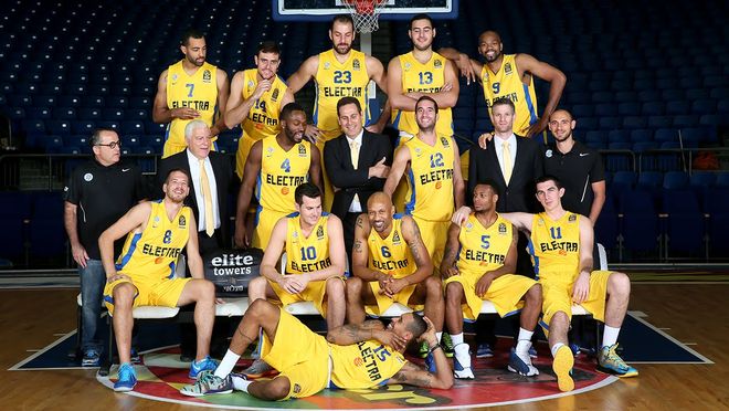 回应主场球迷嘘声，维尼修斯离场时称“他们是花钱来看我的”（面对主场嘘声，维尼修斯退场时回击：他们花钱来看的就是我）